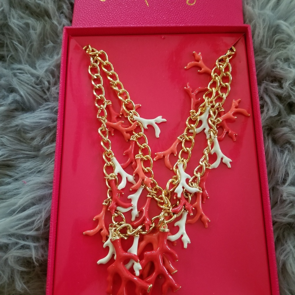 Lilly Pulitzer  coral reef necklace. OSFM